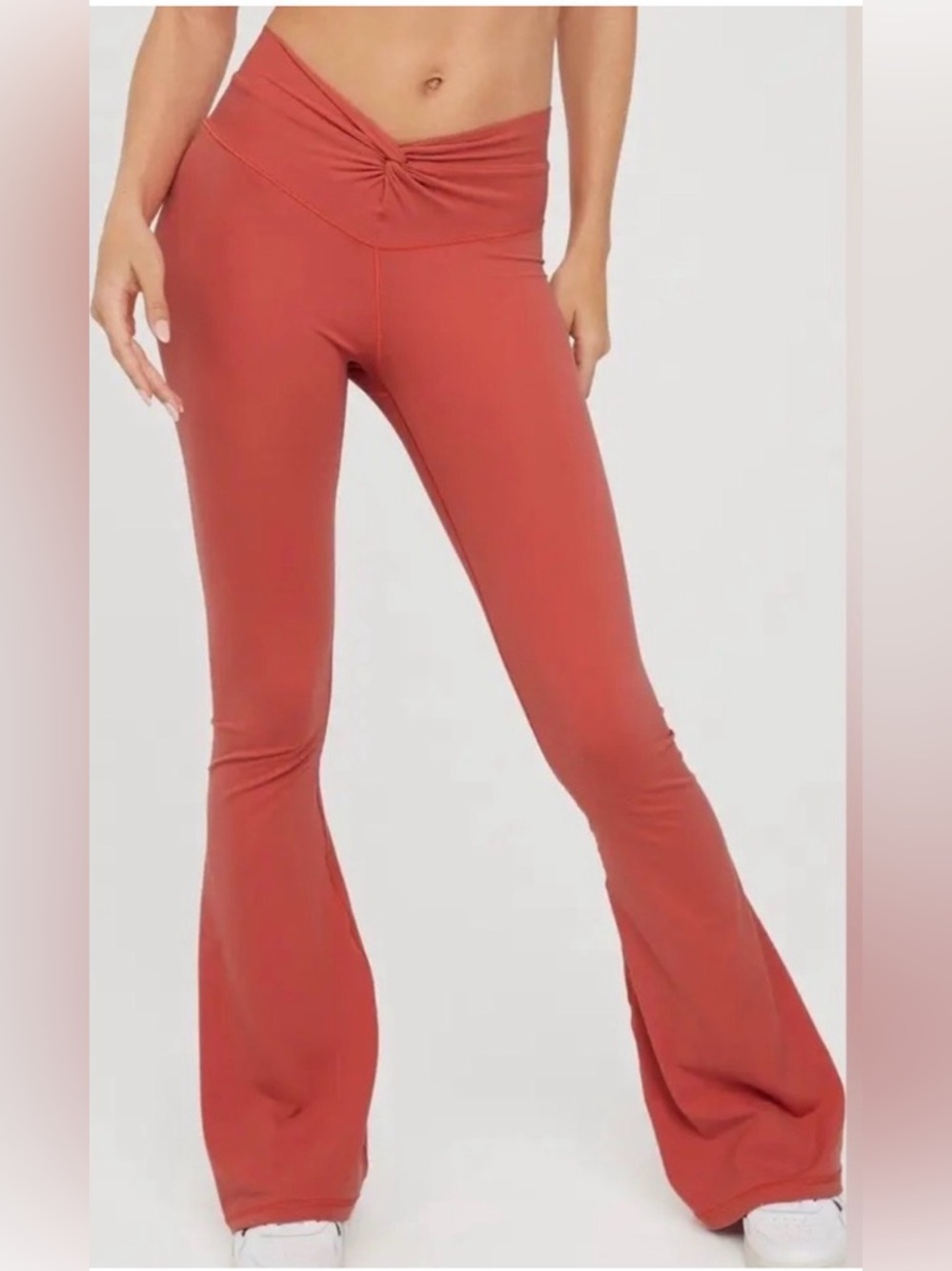 OFFLINE by Aerie Hot Coral 🪸 Flare Leggings M Tall | High Waisted Twist Front